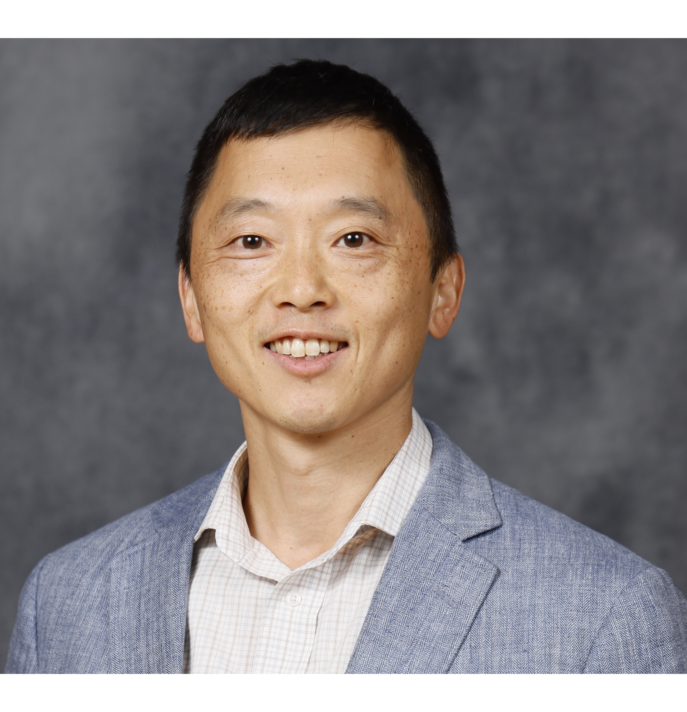 Headshot of Albert Cheng